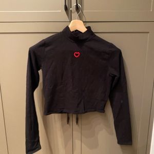 Heart black crop top